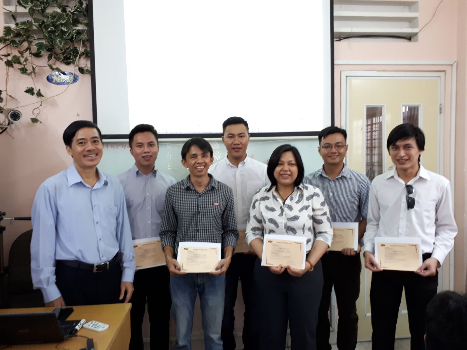 Chúc mừng Học viên nhận giấy chứng nhận Revit tháng 8 năm 2018