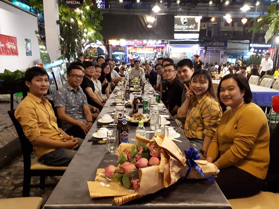 Ngày 20 tháng 11 ấm áp